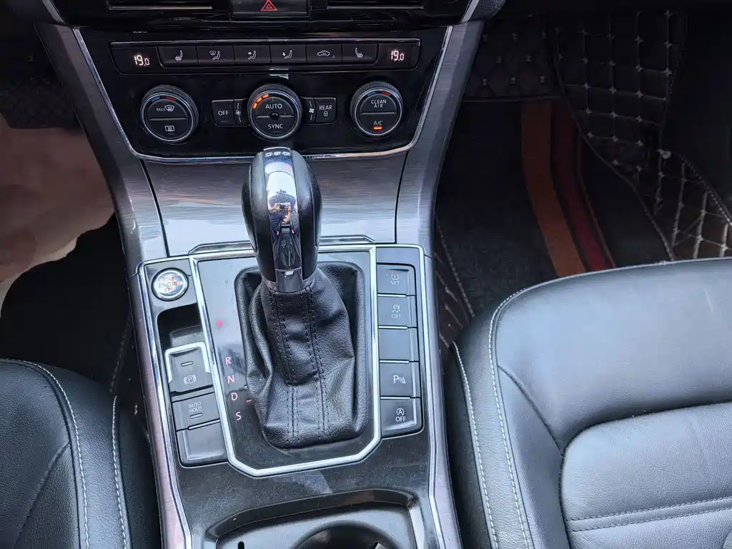 Volkswagen Passat — миниатюра 9