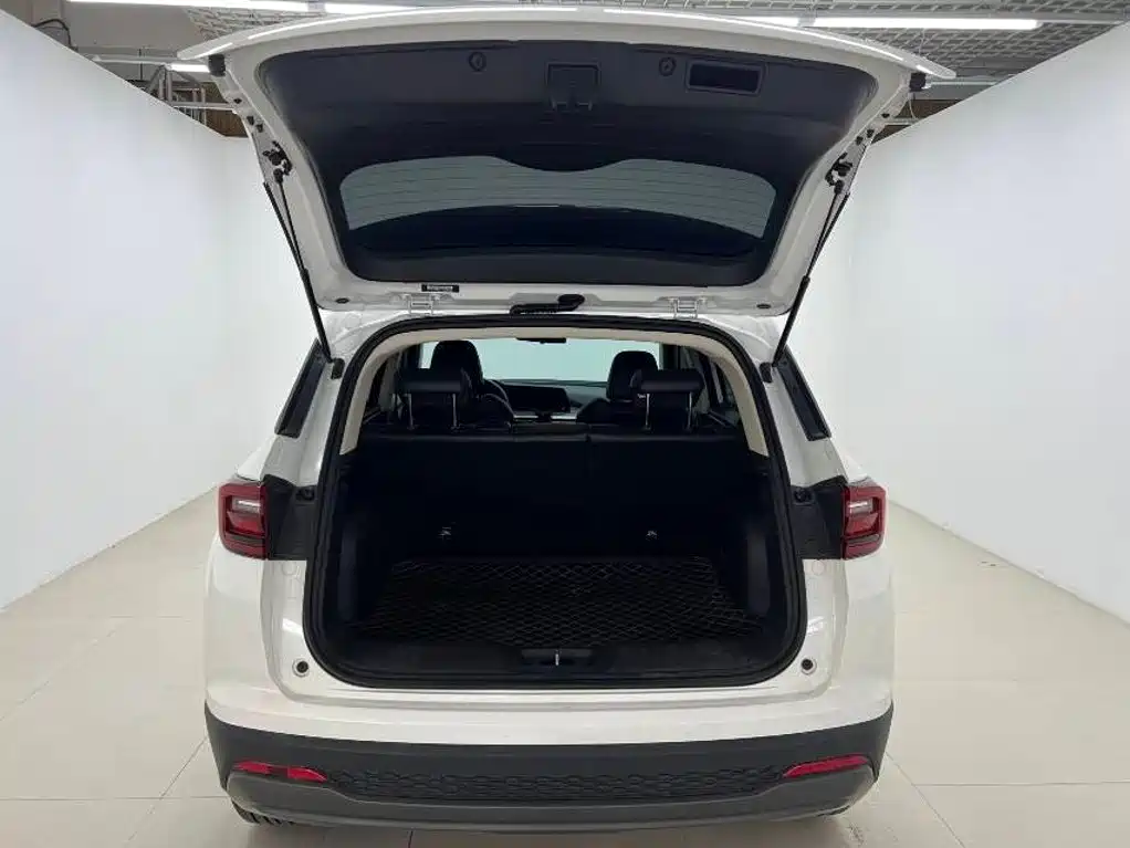 Changan CS35PLUS — миниатюра 8