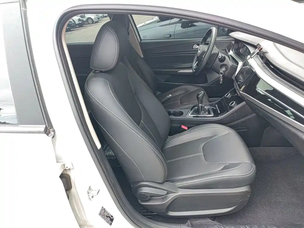 Chery Arrizo 5 — миниатюра 25