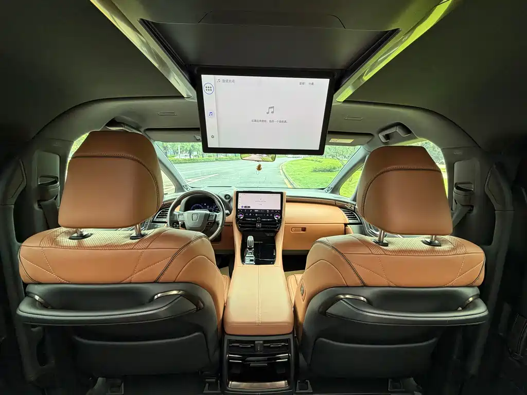 Toyota Vellfire — миниатюра 15