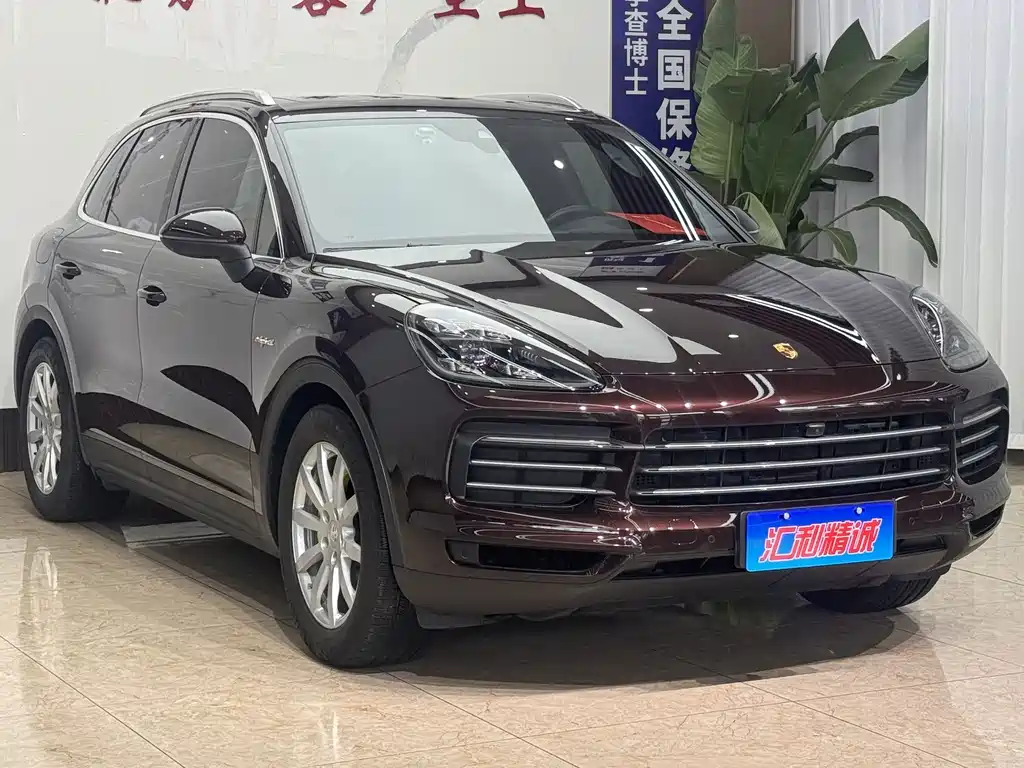 Porsche Cayenne Hybrid — миниатюра 3