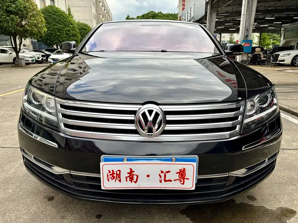 Volkswagen Phaeton — миниатюра 2