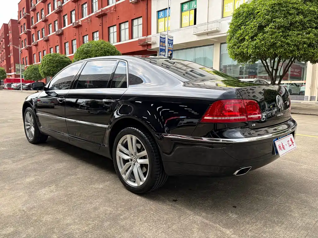 Volkswagen Phaeton — миниатюра 19