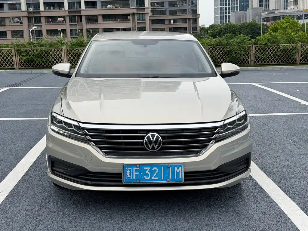 Volkswagen Lavida — миниатюра 2