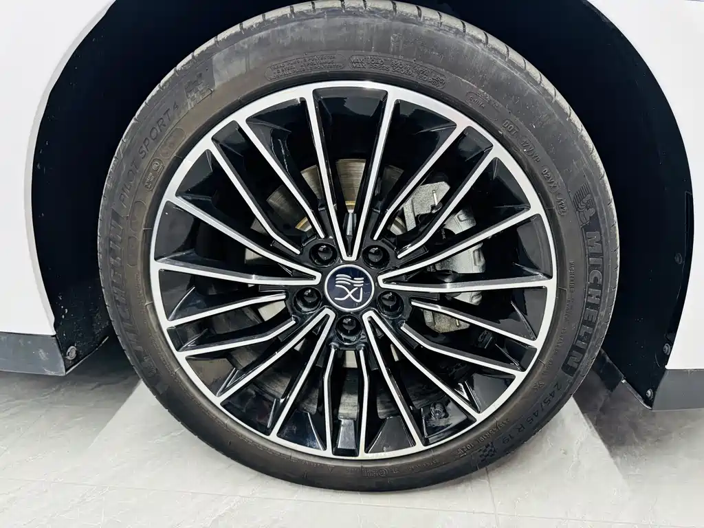 BYD Han — миниатюра 14