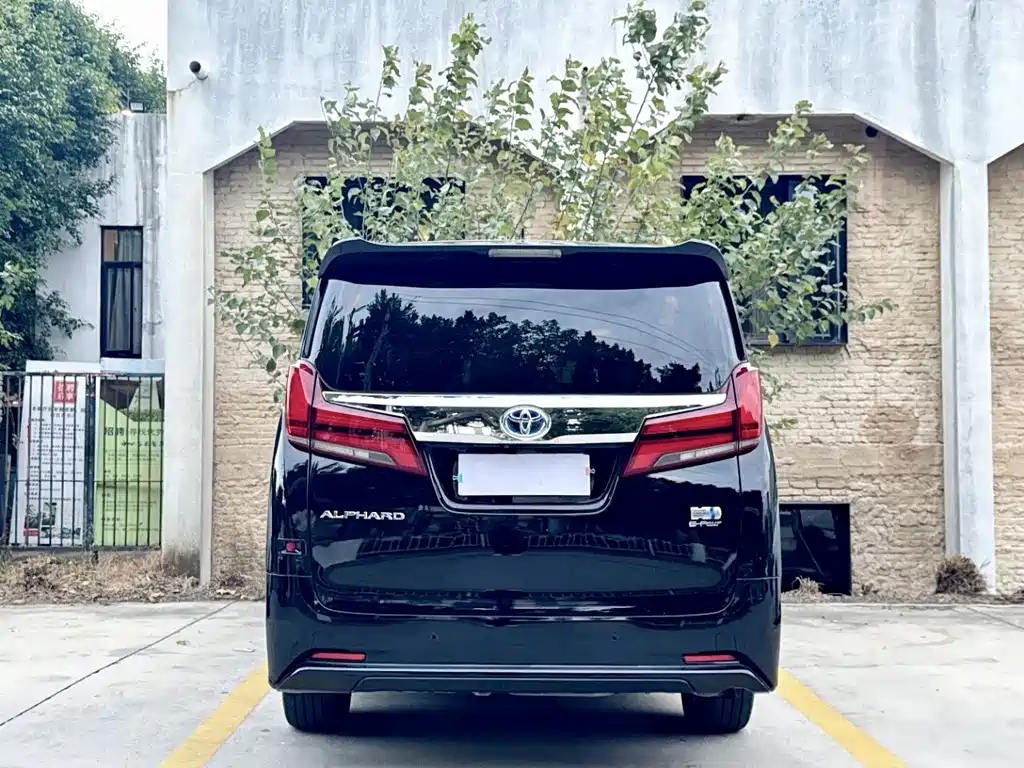 Toyota Alphard 2021 2.5L Luxury