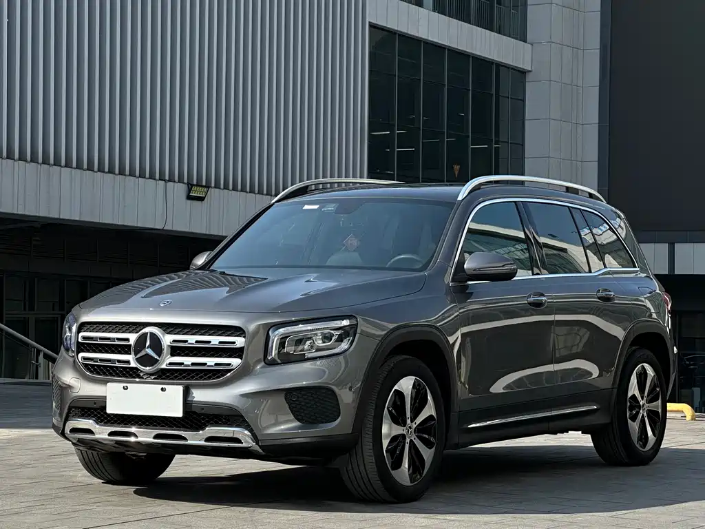 Mercedes-Benz GLB 2023