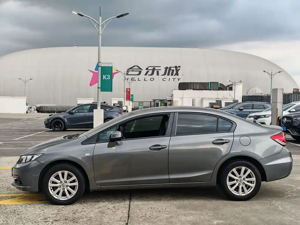Honda Civic — миниатюра 7