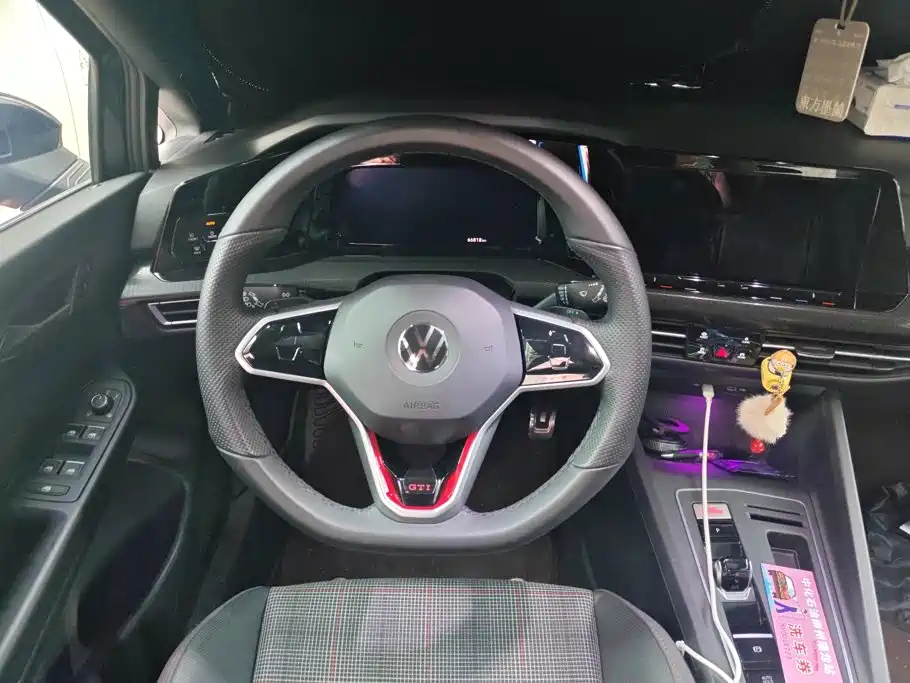 Volkswagen Golf GTI — миниатюра 15