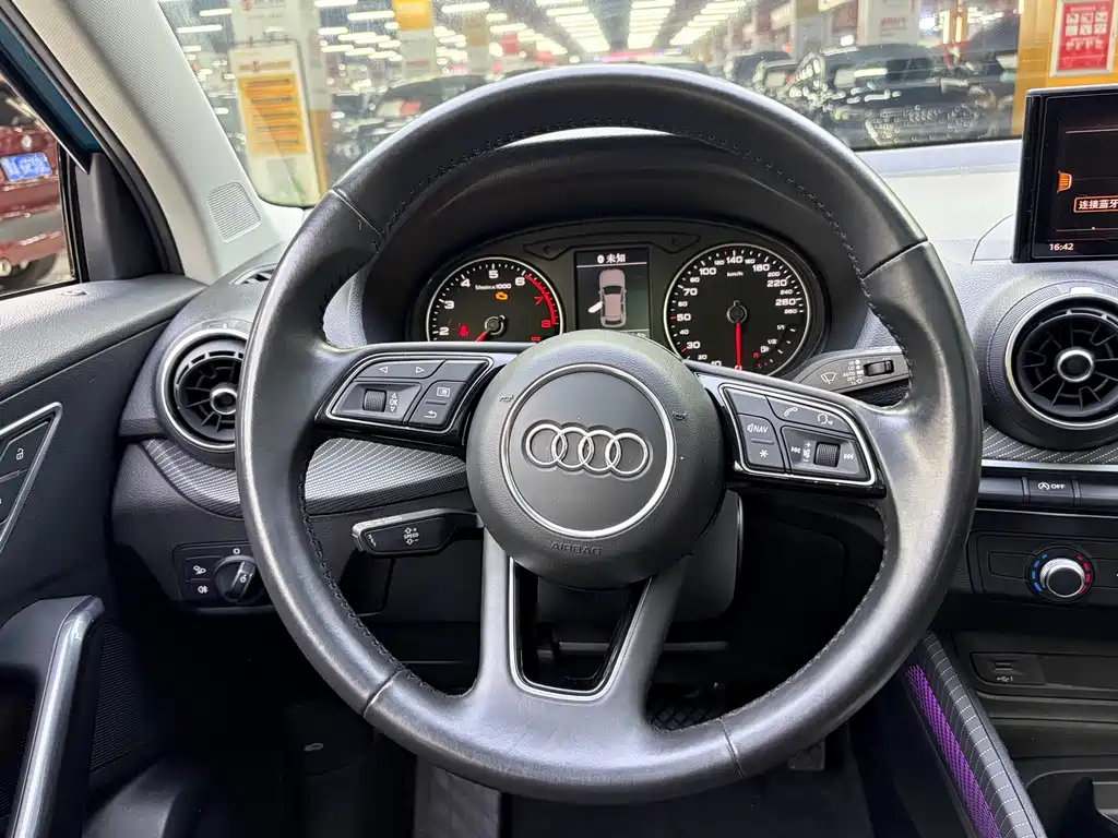 Audi Q2L — миниатюра 7