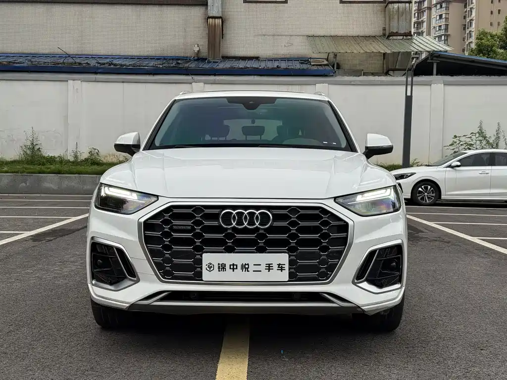 Audi Q5L — миниатюра 2