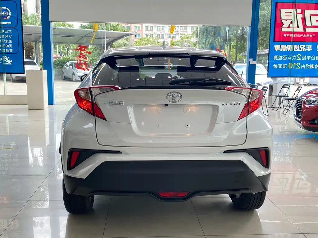 Toyota IZOA — миниатюра 11