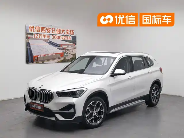 BMW X1 — фото 1