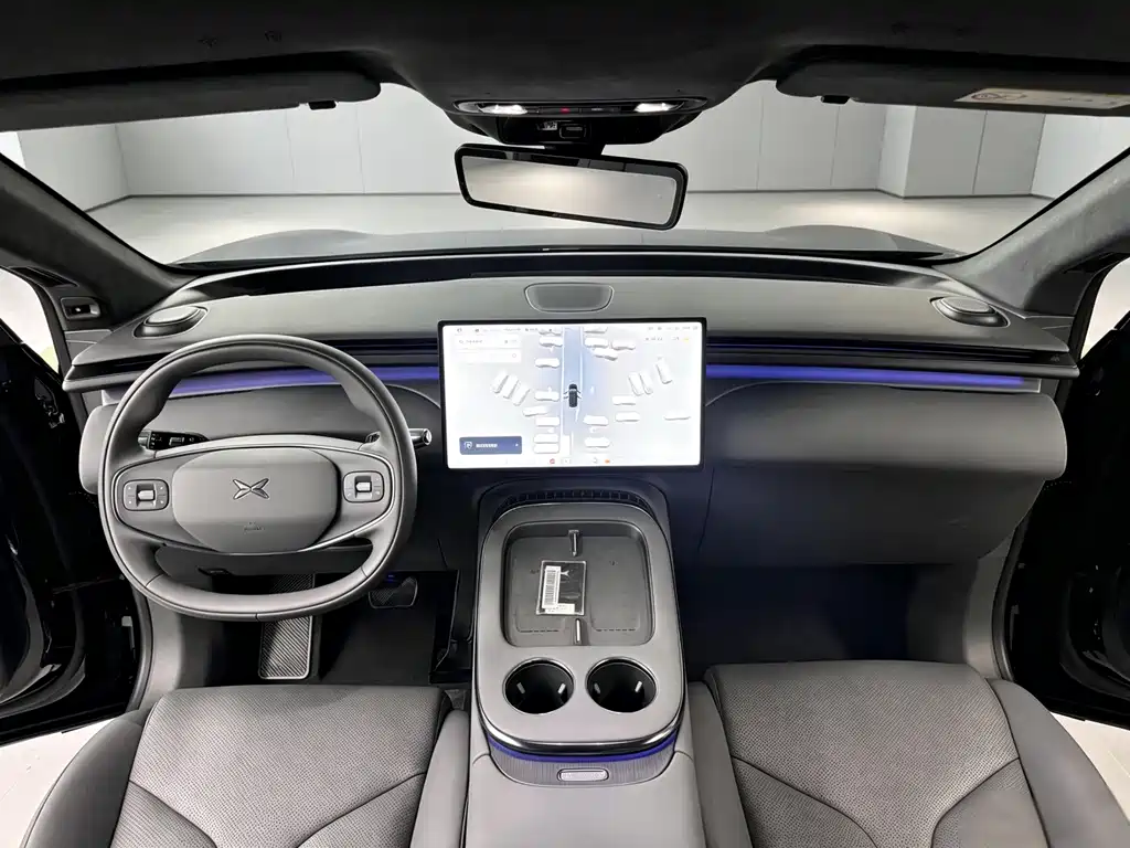 XPeng G7 — миниатюра 6