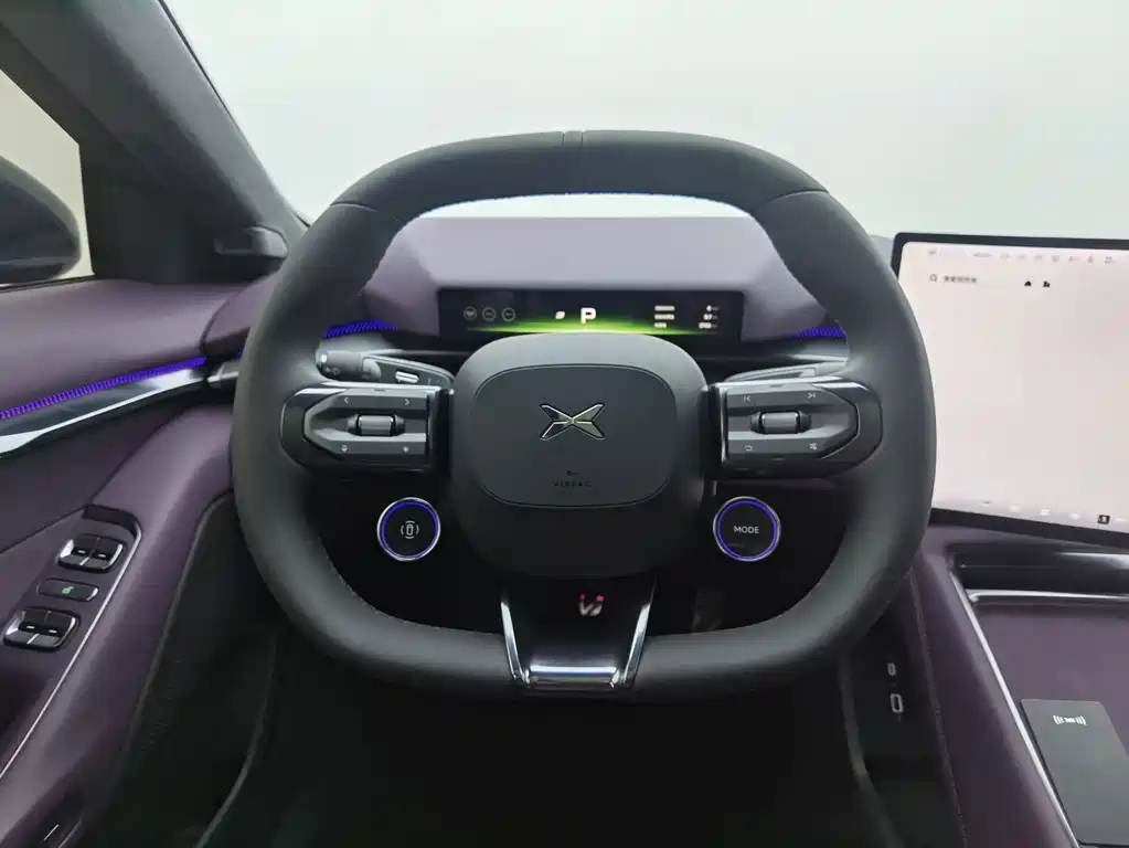 XPeng P7 — миниатюра 7