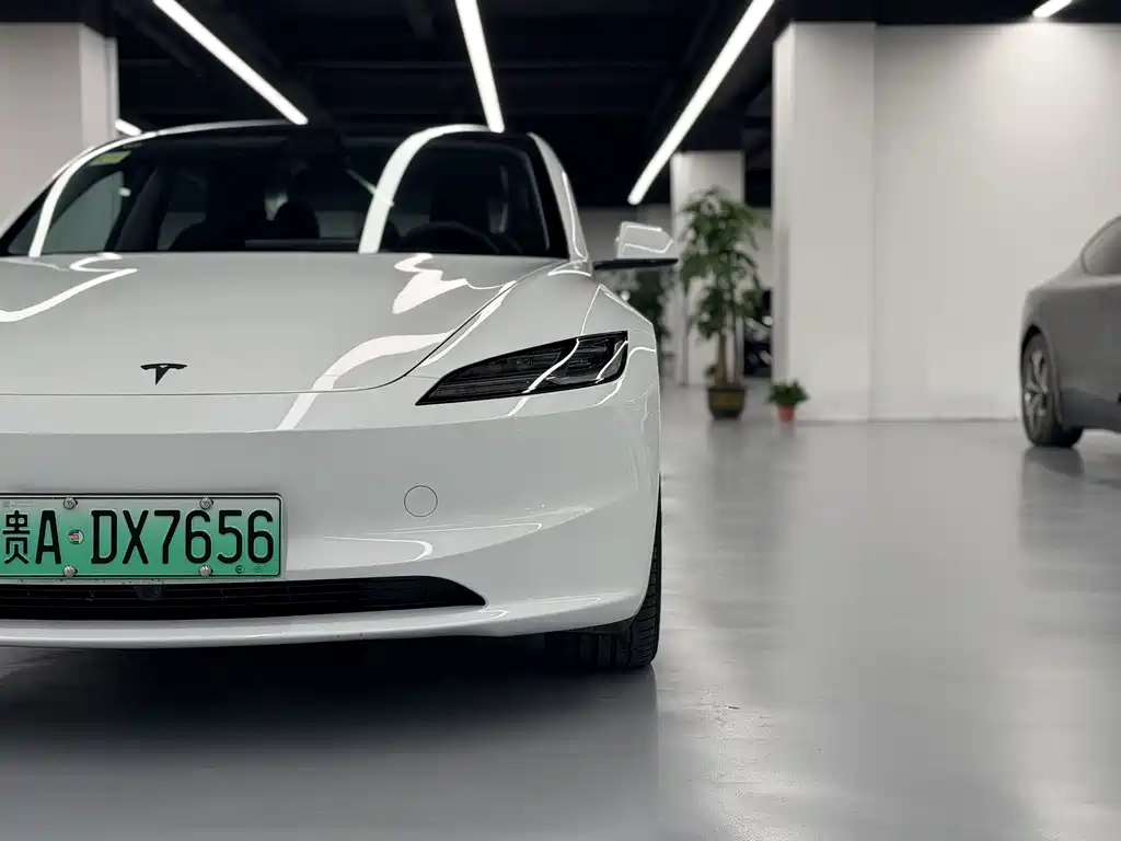 Tesla Model 3 — фотографии объявления, Фото 5