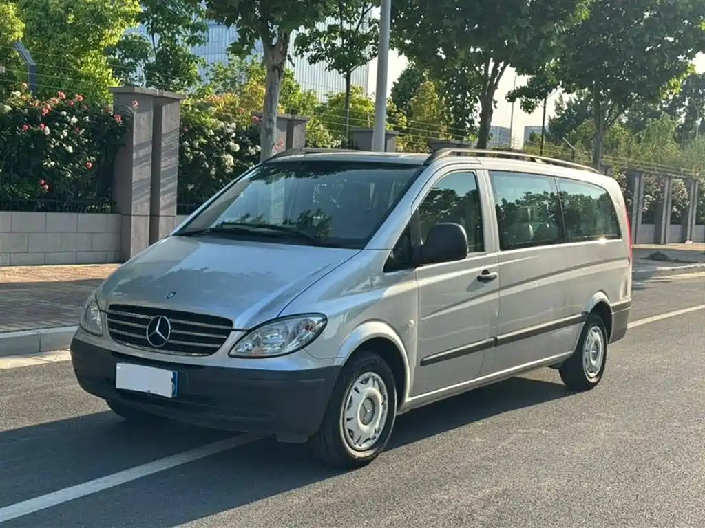 Mercedes-Benz Vito 2011