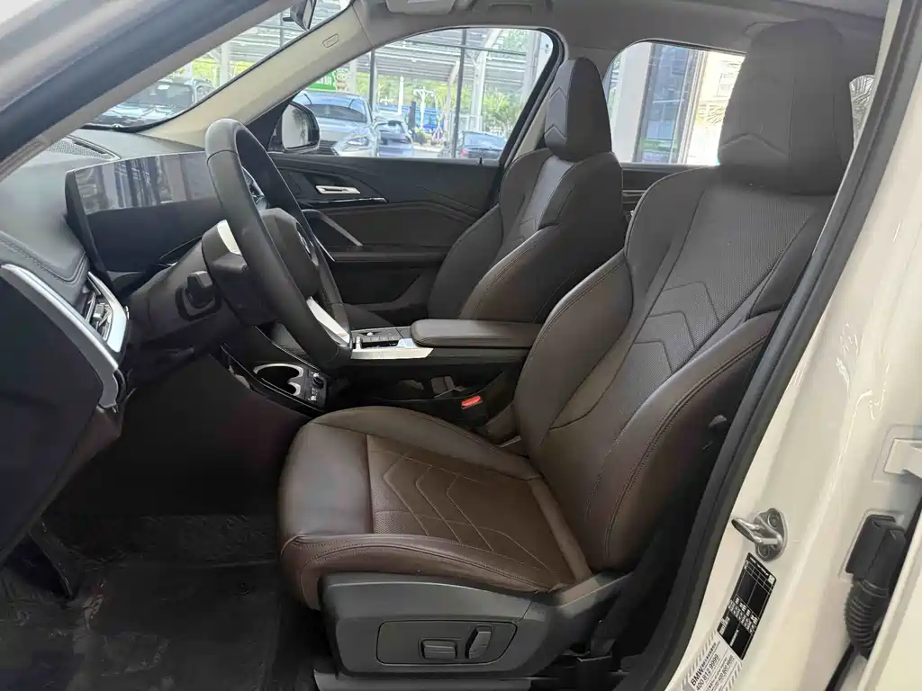 BMW X1 — миниатюра 9