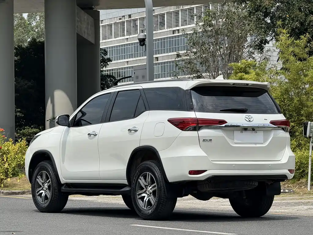 Toyota Fortuner 2016 2.7L