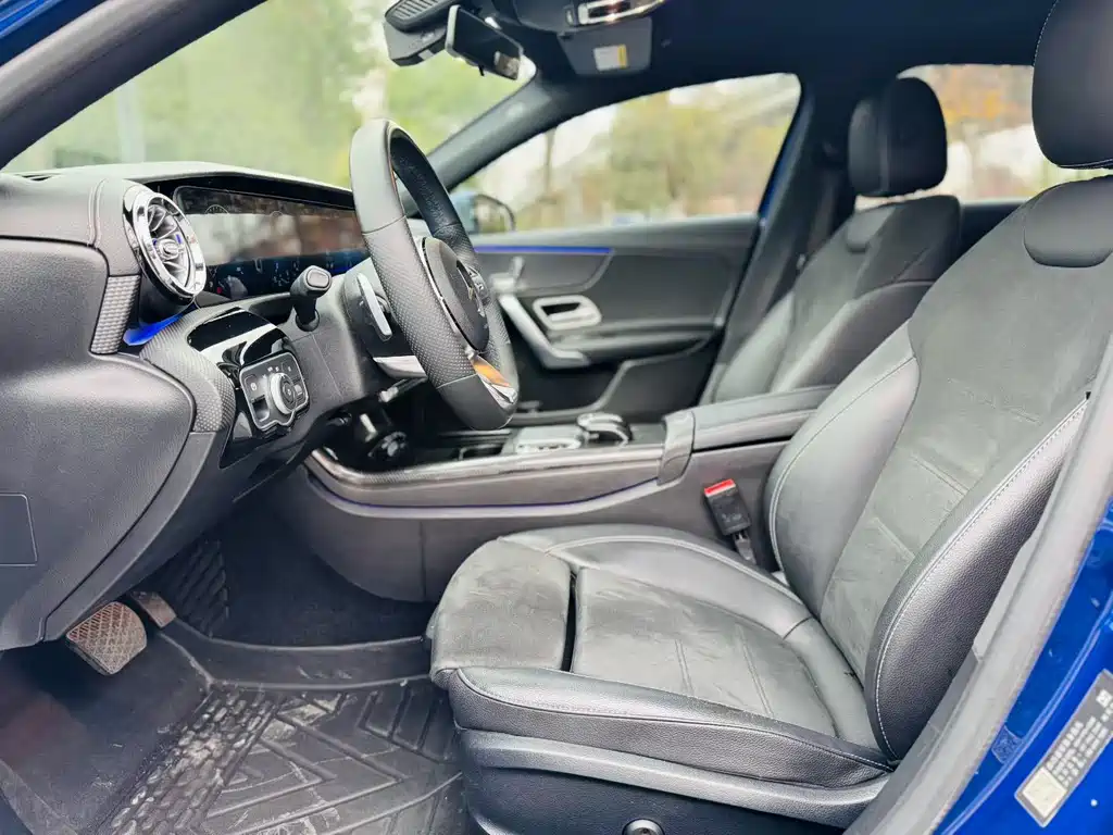 MERCEDES-BENZ A CLASS