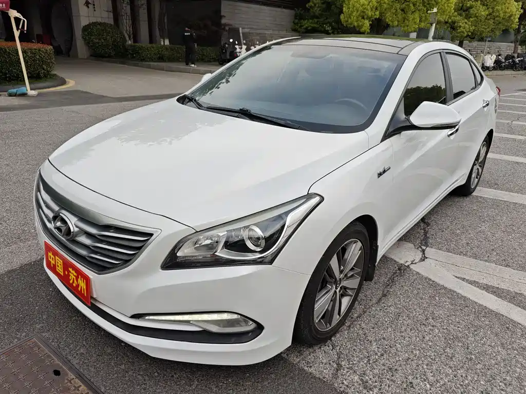 Hyundai Mistra 2014