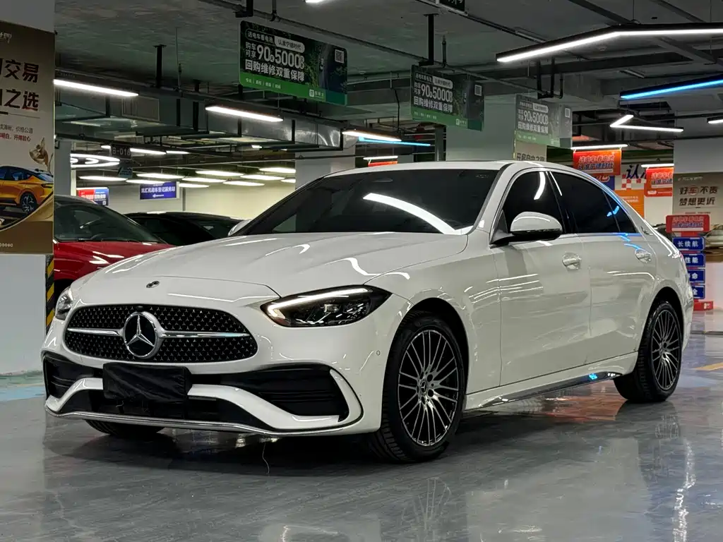 Mercedes-Benz C-Class 2024
