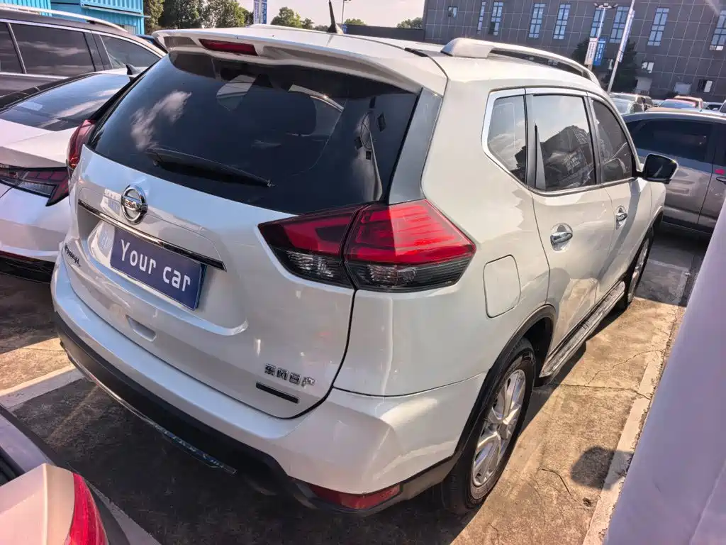 Nissan X-Trail — миниатюра 5