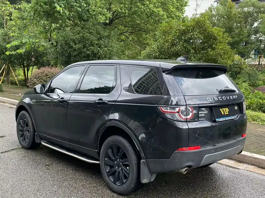 Land Rover Discovery Sport — миниатюра 7