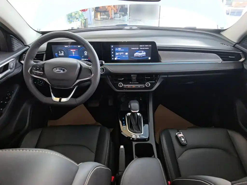 Ford Escort — миниатюра 10