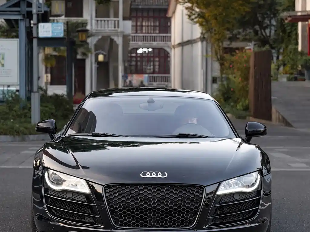 Audi R8 — миниатюра 5