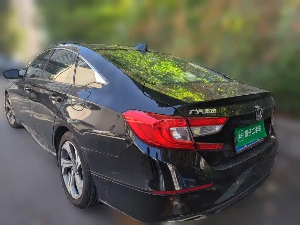 Honda Accord — миниатюра 4