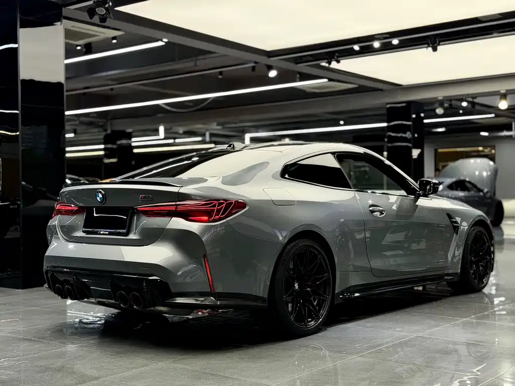 BMW M4 2024 M4 M xDrive