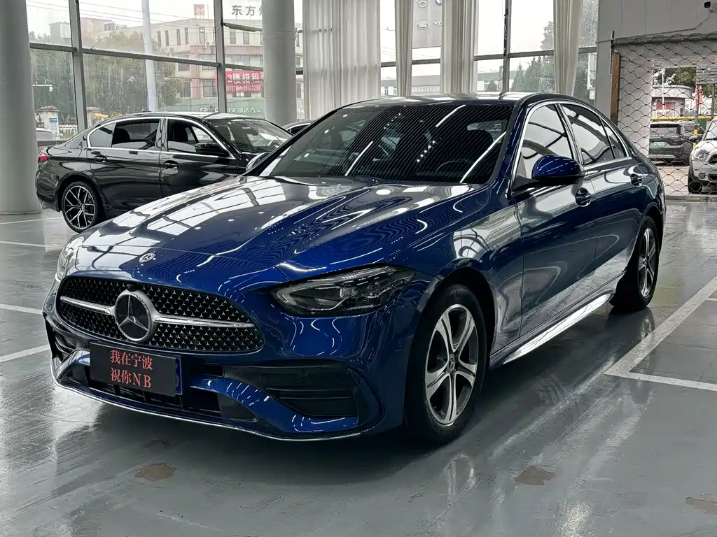 Mercedes-Benz C-Class 2022