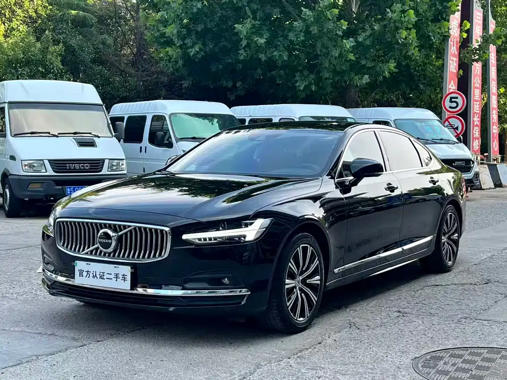 Volvo S90 2021 B5 Luxury