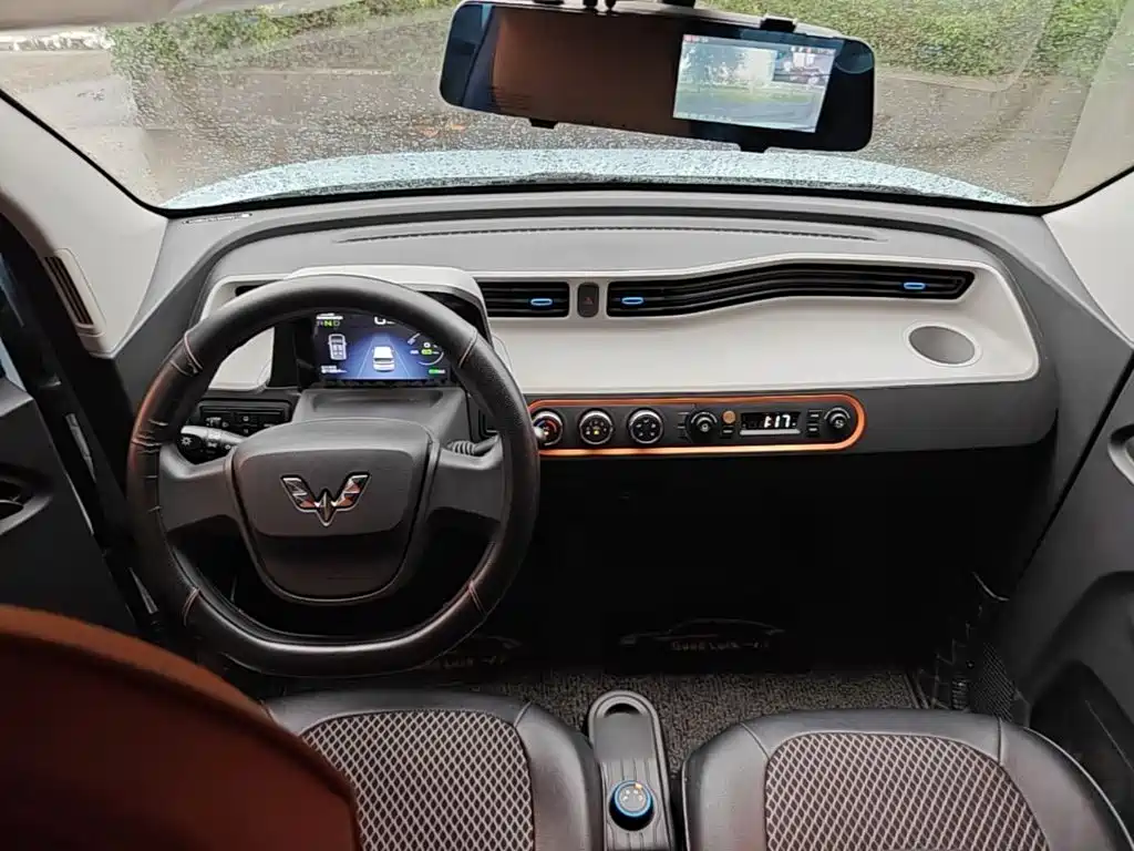 Wuling MINIEV — миниатюра 10