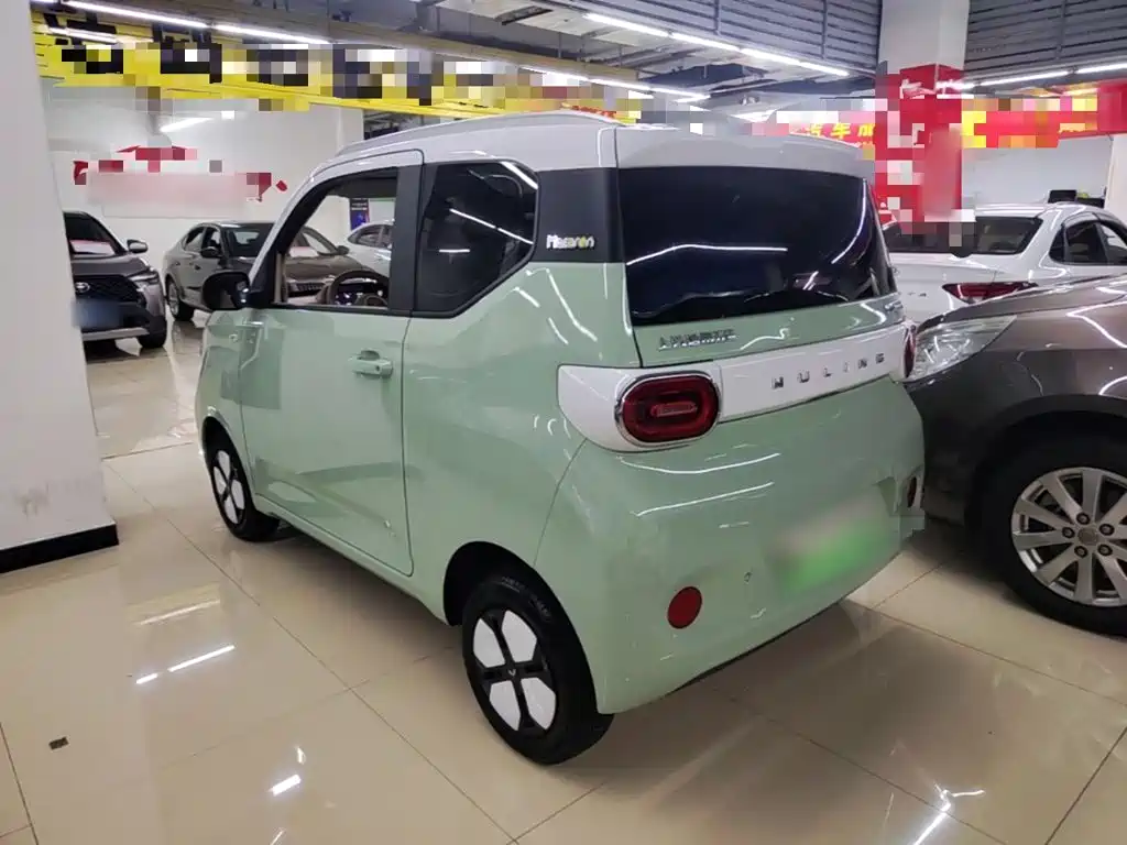 Wuling MINIEV — миниатюра 5