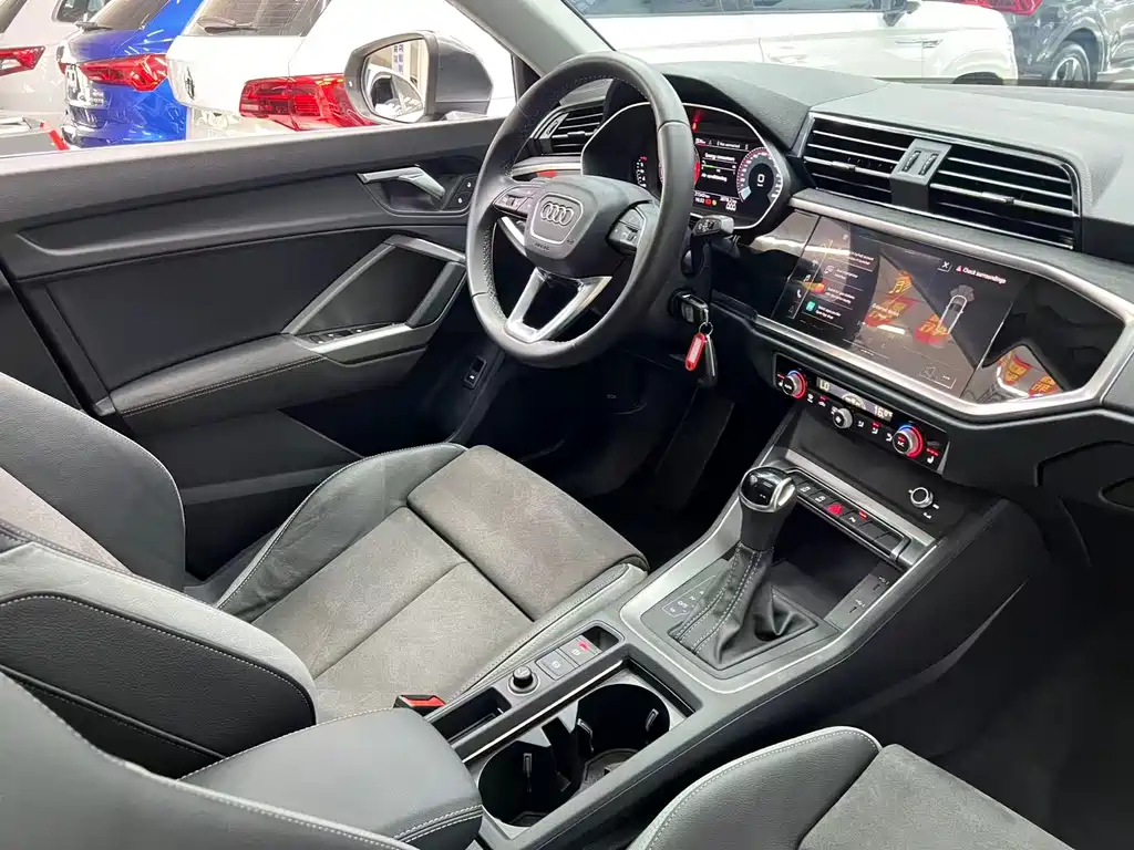 Audi Q3 — фотографии объявления, Фото 19