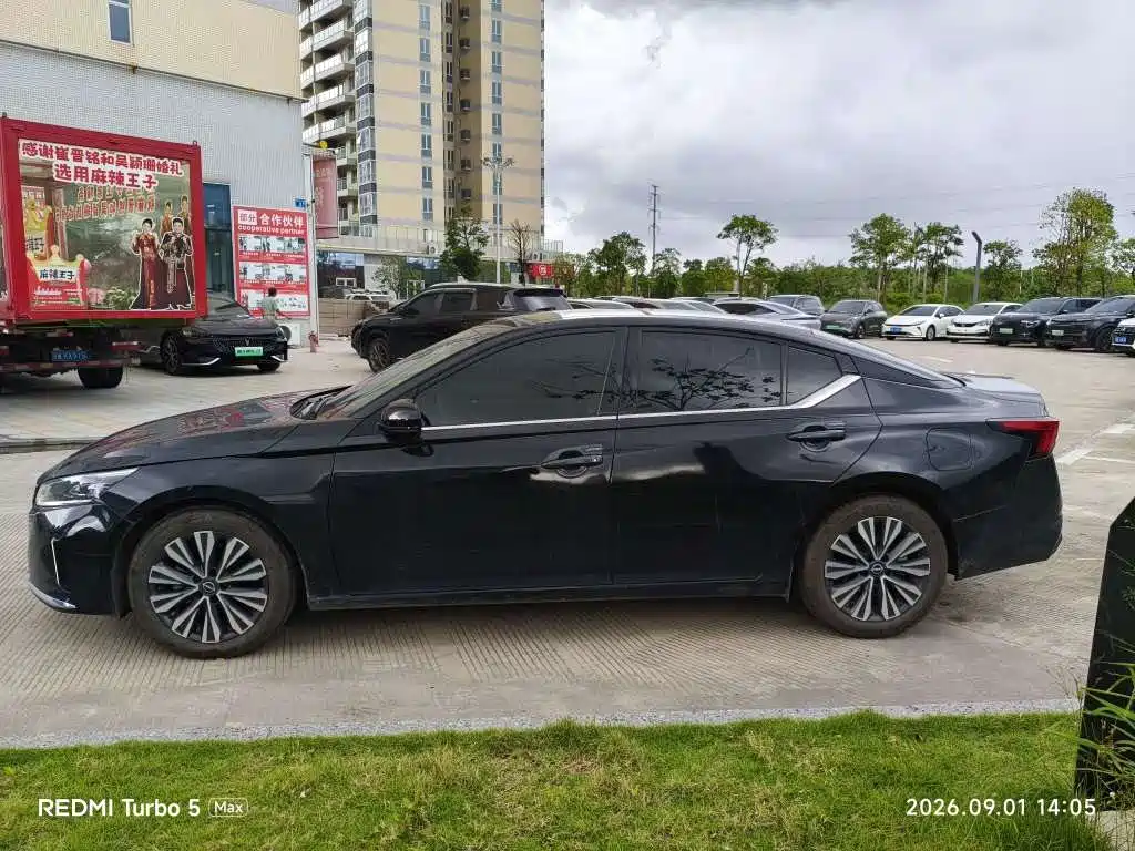 Nissan Teana — миниатюра 3