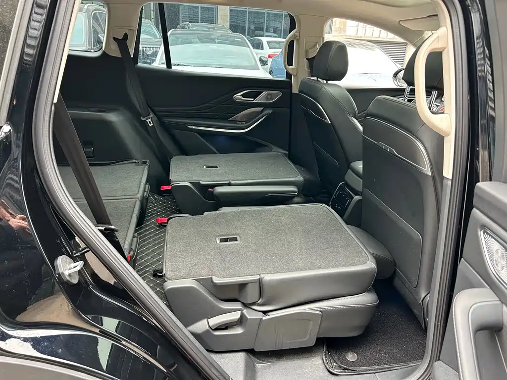 Hongqi Hongqi HS7 PHEV — миниатюра 10