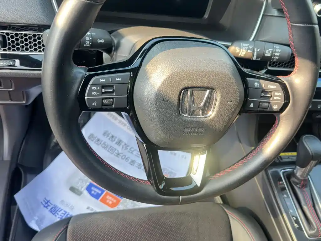 Honda Civic — миниатюра 8