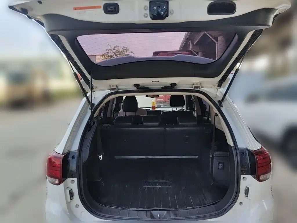 Mitsubishi Outlander — миниатюра 15