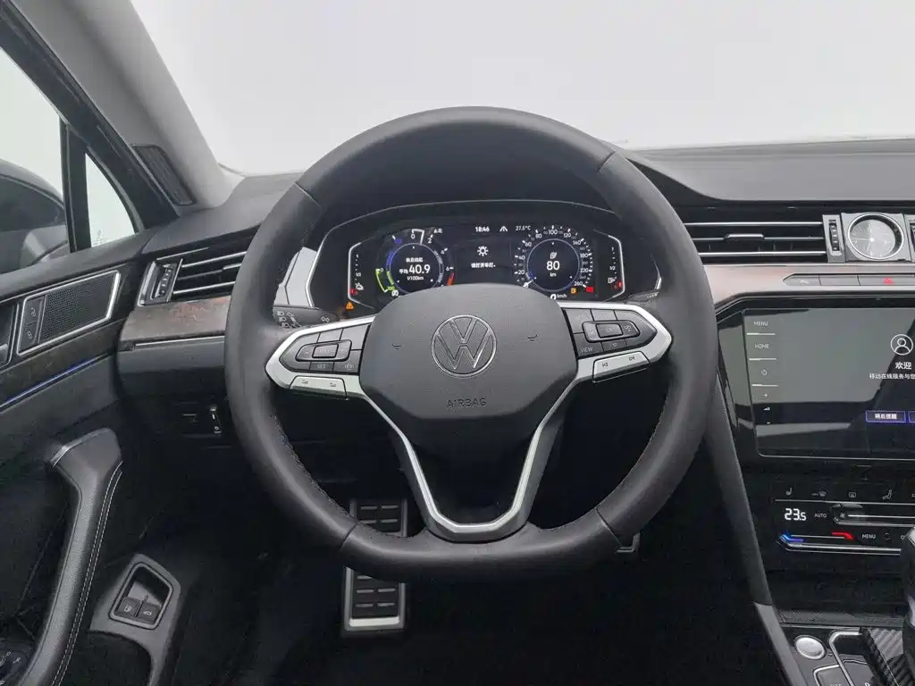 Volkswagen Magotan PHEV — миниатюра 11