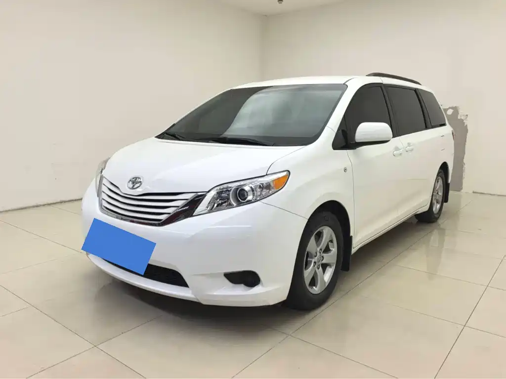 Купить Toyota Sienna