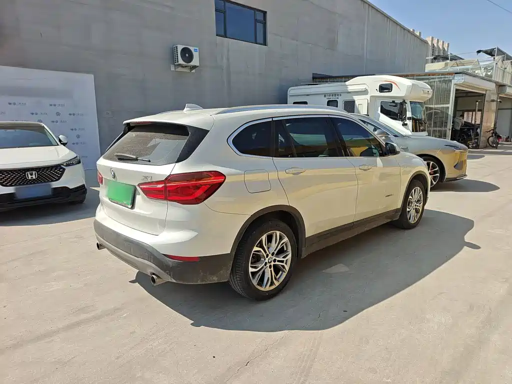 BMW X1 — миниатюра 5