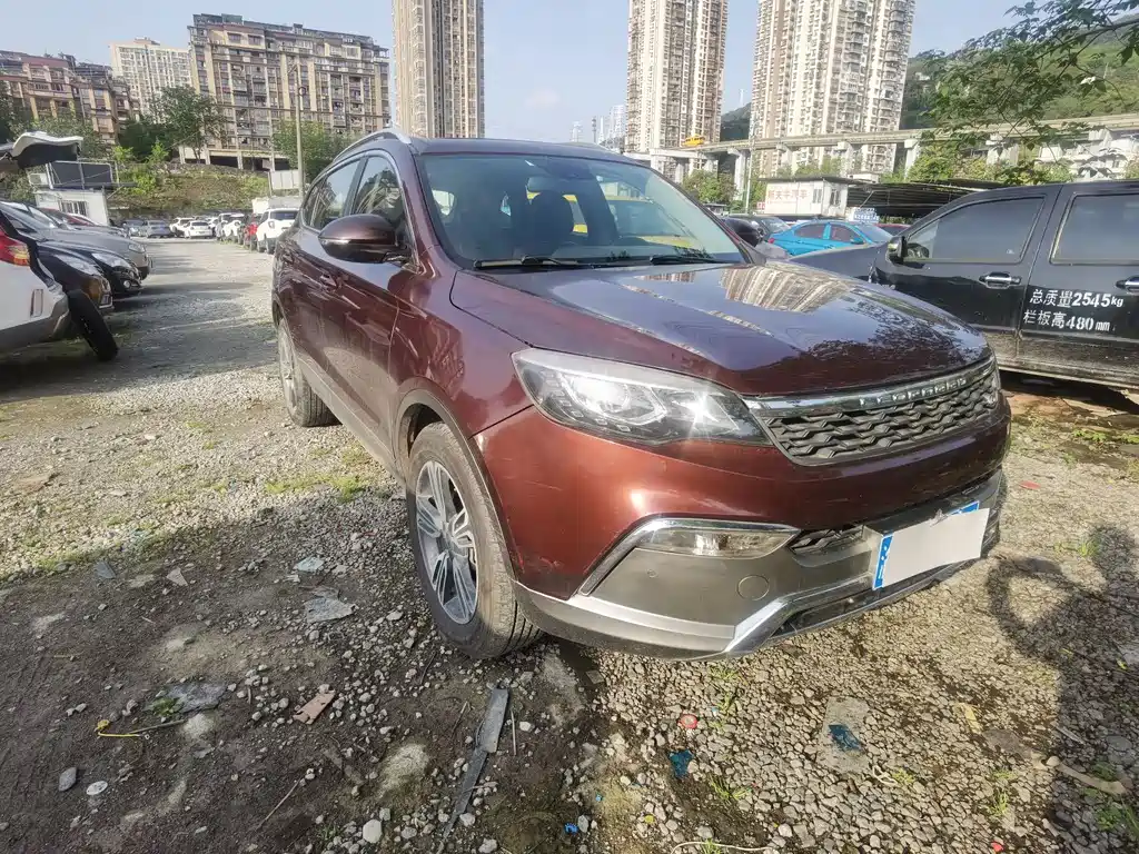 Changfeng CS10 2017 2.0T MT