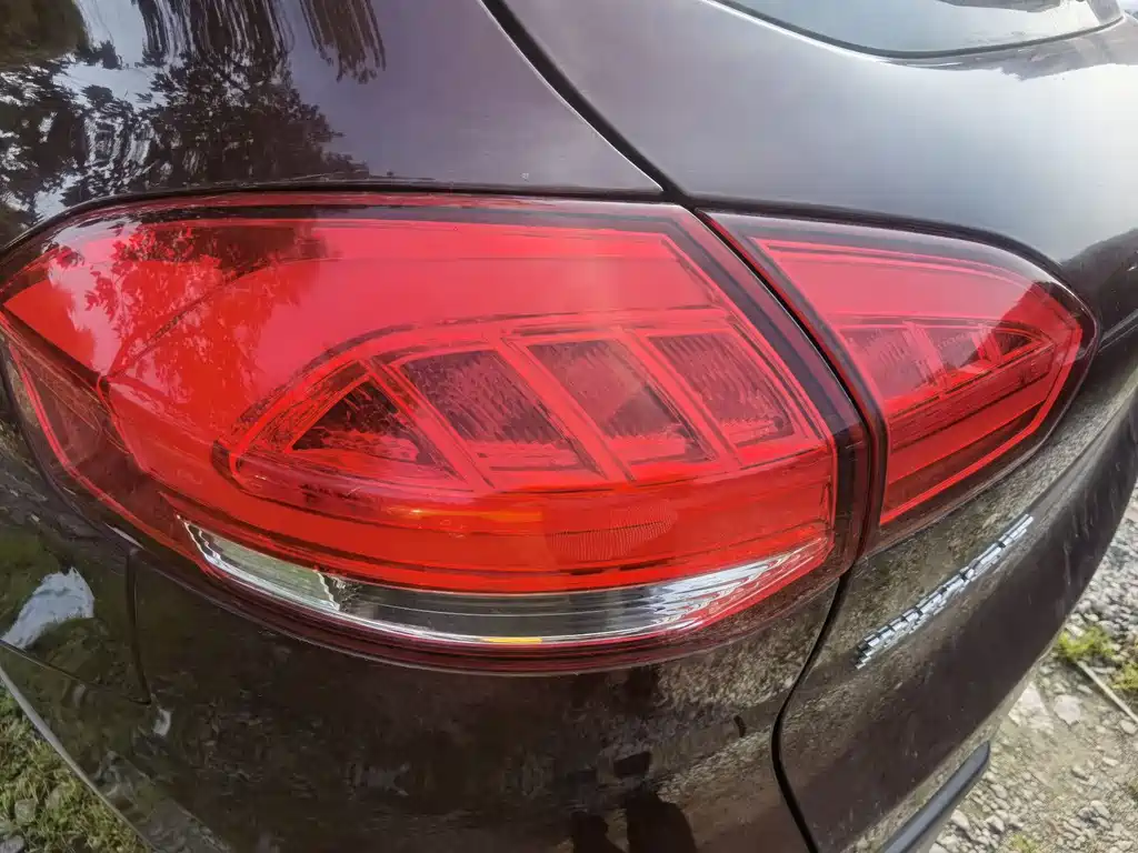Changfeng CS10 2017 2.0T MT