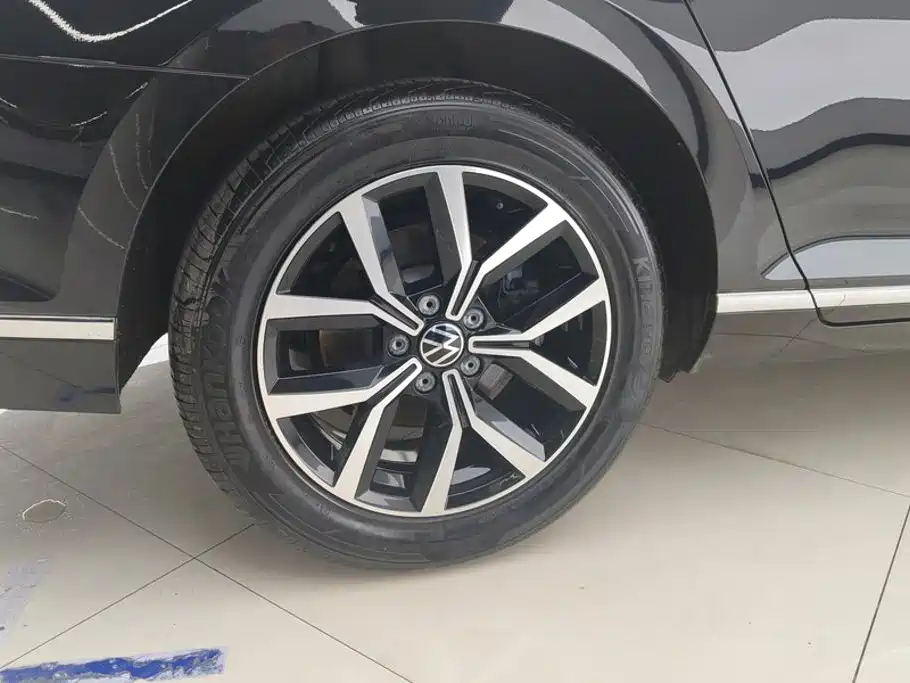 Volkswagen Magotan — миниатюра 6