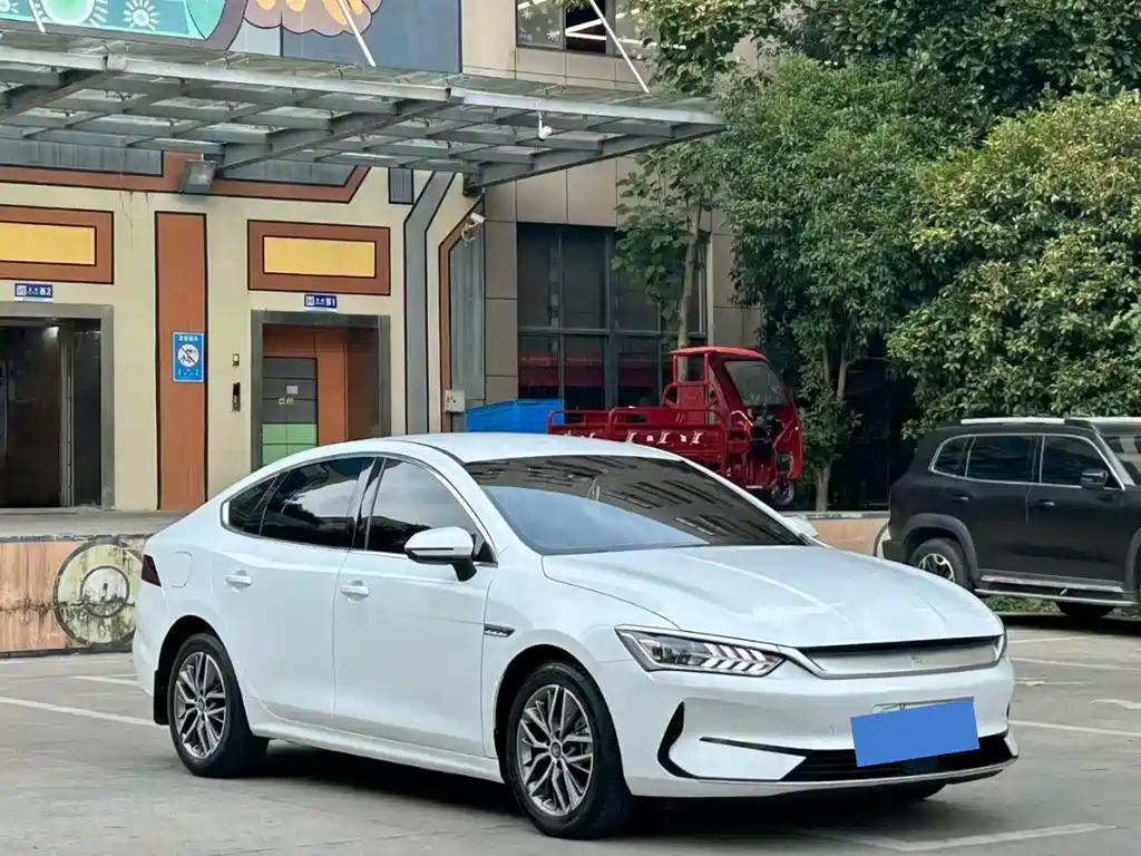 BYD Qin PLUS — миниатюра 3