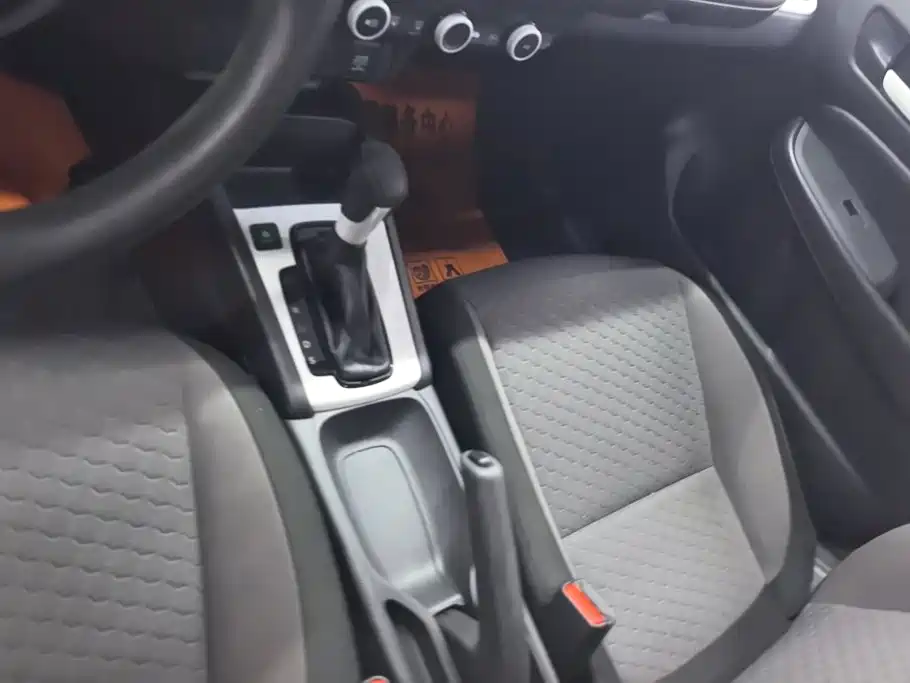 Honda Fit — миниатюра 16