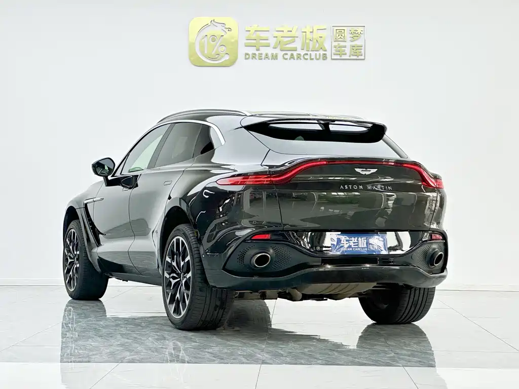 Aston Martin DBX — миниатюра 6